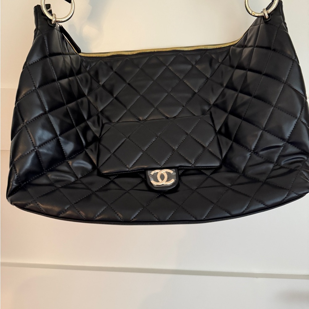 CC Beaute Black Quilted Women's Bag